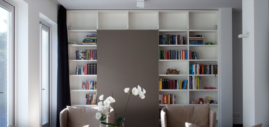 boekenkast met schuifdeur