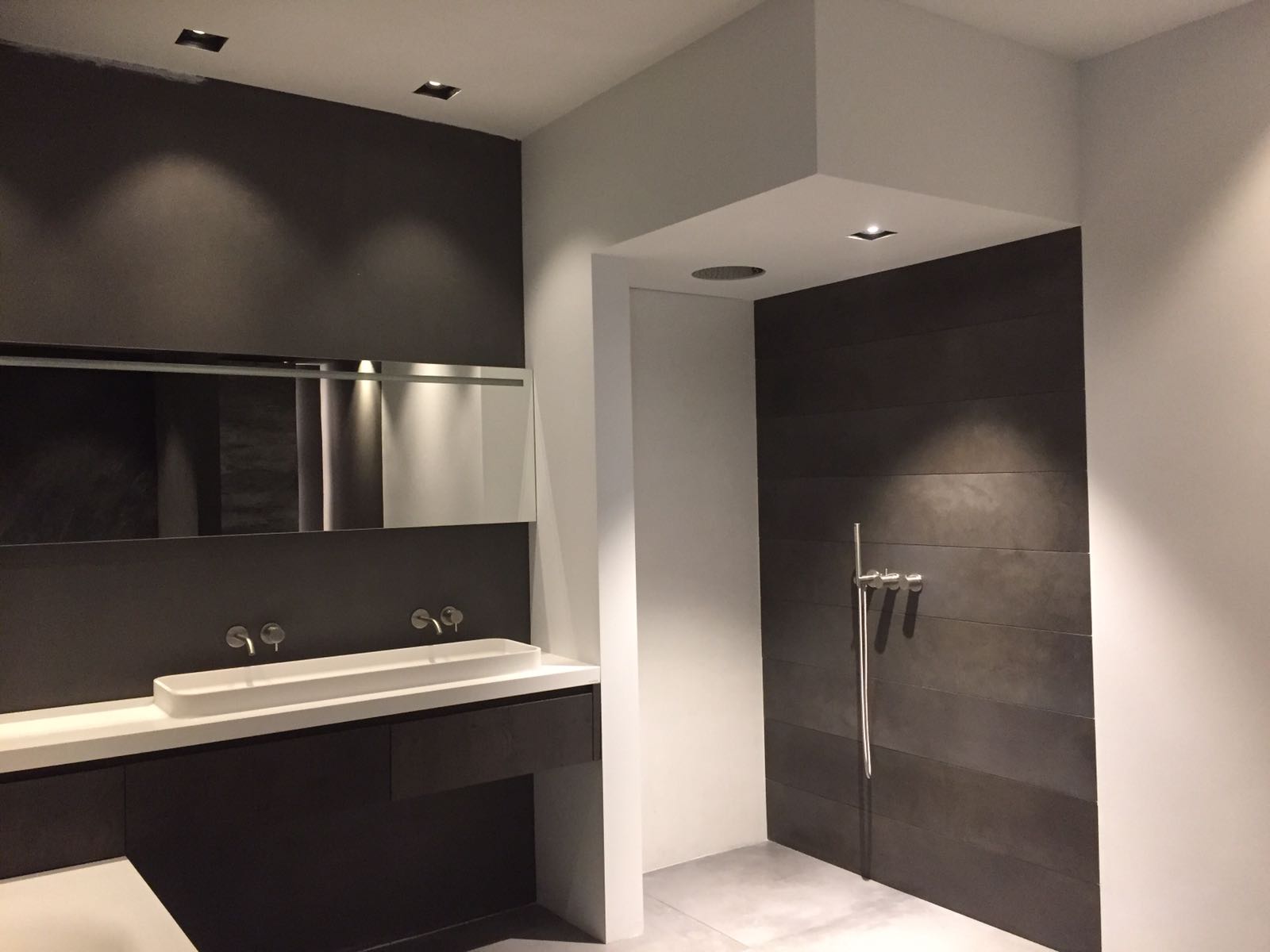 Solid Surface-badkamermeubel-wastafel-Corian-vrijstaand ligbad-B Dutch