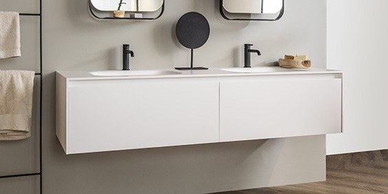 Corian badmeubel Juve Greep. Solid Surface Corian badmeubel met (dubbele) wastafel. Modern strak design B Dutch badkamermeubel van topkwaliteit Solid Surface, Corian Glacier. Dit design mat witte badmeubel is verkrijgbaar in diverse afmetingen. Badmeubel mat wit. Corian badmeubel Juve Greep. Solid Surface Corian badmeubel met (dubbele) wastafel. Modern strak design B Dutch badkamermeubel van topkwaliteit Solid Surface, Corian Glacier. Dit design mat witte badmeubel is verkrijgbaar in diverse afmetingen. Badmeubel mat wit.