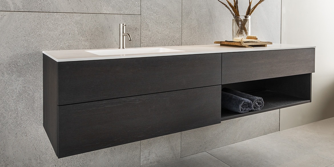 Milano badkamermeubelen van B DUTCH. Luxe badkamerkasten, badmeubel. Wastafelmeubel Milano is leverbaar in diverse maten en uitvoeringen, ook op maat Milano badkamermeubelen van B DUTCH. Luxe badkamerkasten, badmeubel. Wastafelmeubel Milano is leverbaar in diverse maten en uitvoeringen, ook op maat